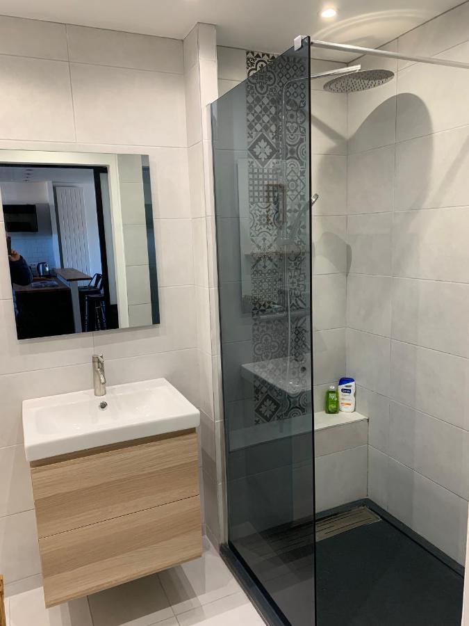 Plage A Pied A 3 Mns Apartment Ла Сен-сюр-Мер Екстериор снимка